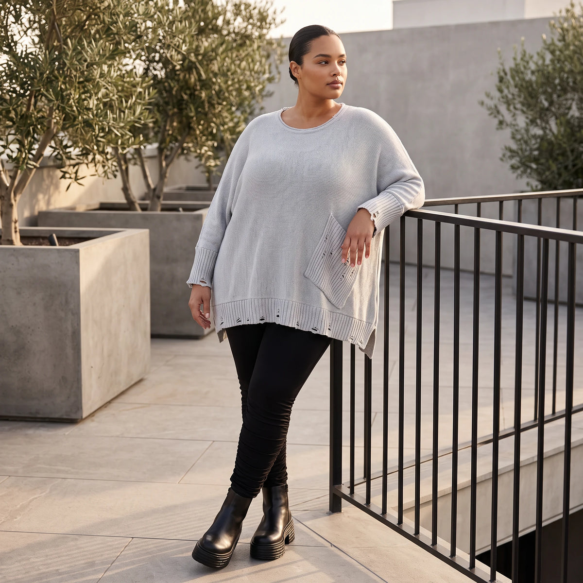 Grauer Strickpullover in A-Linie aus weichem Baumwollmix mit Stretch kuschelig warm