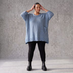 Strickpullover in Jeansblau mit Destroyed Optik A-Linie Rundhalsausschnitt Taschen Langarm