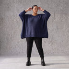 Strickshirt in A-Linie mit Rundhalsausschnitt Destroyedoptik und aufgesetzten Taschen