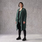 Cardigan aus French Terry mit Stehkragen Seitentaschen und Faltennaht in weicher Optik
