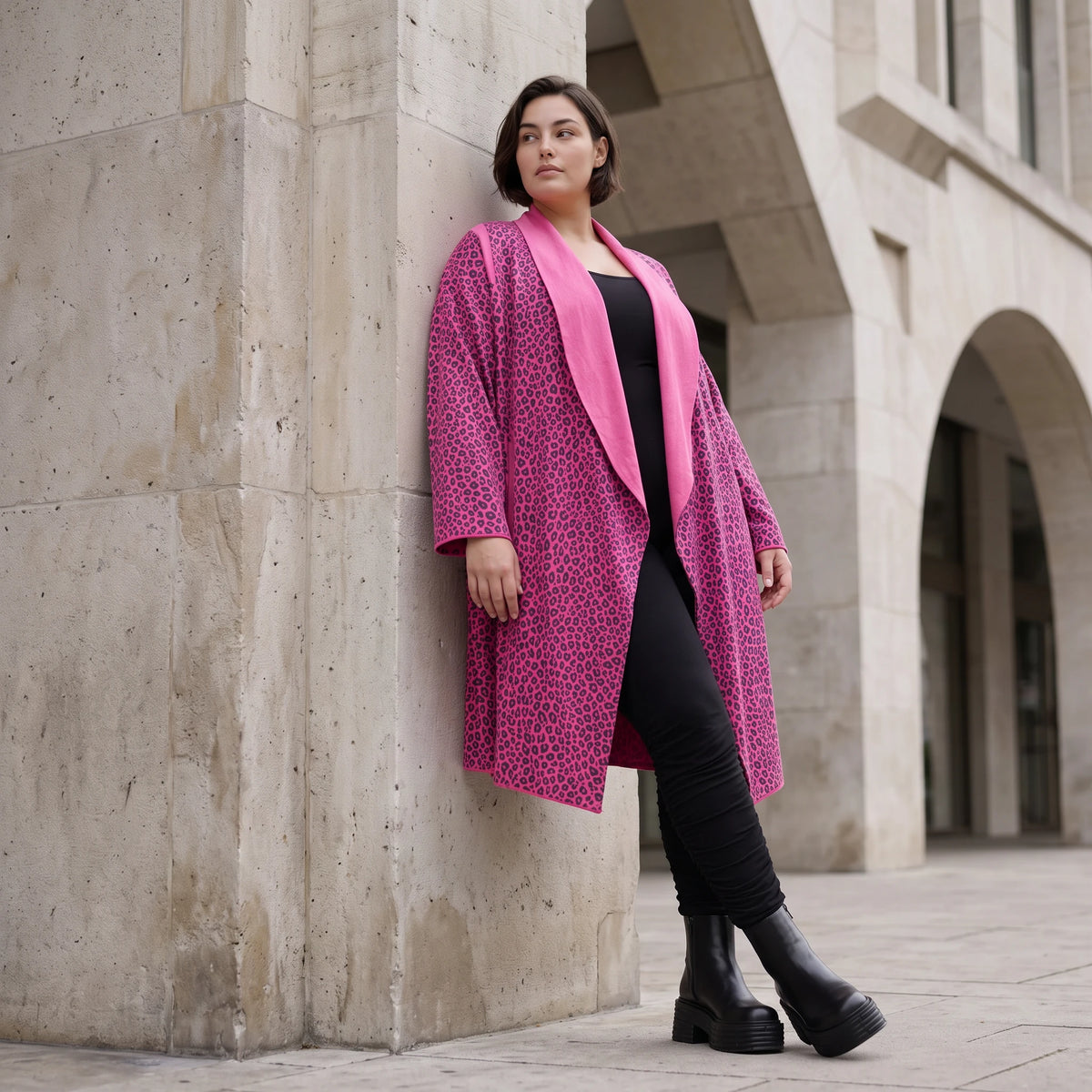 Cardigan aus weichem French Terry mit Stehkragen geradem Schnitt und Seitentaschen