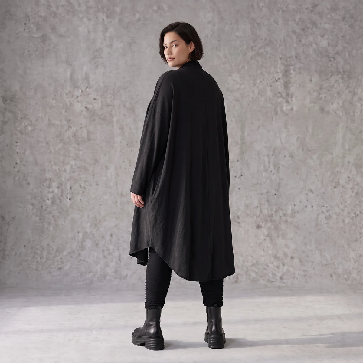 Cardigan aus French Terry mit Stehkragen Faltennaht und Seitentaschen ohne Verschluss