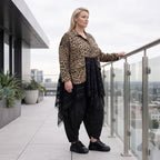 Elegante A-Linie Winterjacke in Beige/Schwarz aus Satinmaterialmix mit Netzdetails