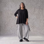 Ballonhose aus Bengaline in Schwarz/Weiß mit Stretch elastischem Bund und Fransentaschen