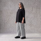 Ballonhose aus Bengaline in Schwarz/Weiß mit Stretch elastischem Bund und Fransentaschen