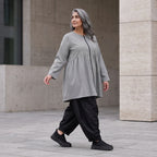 Ballonbluse in Schwarz/Weiß aus Bengaline mit Rundhalsausschnitt Reißverschluss Langarm