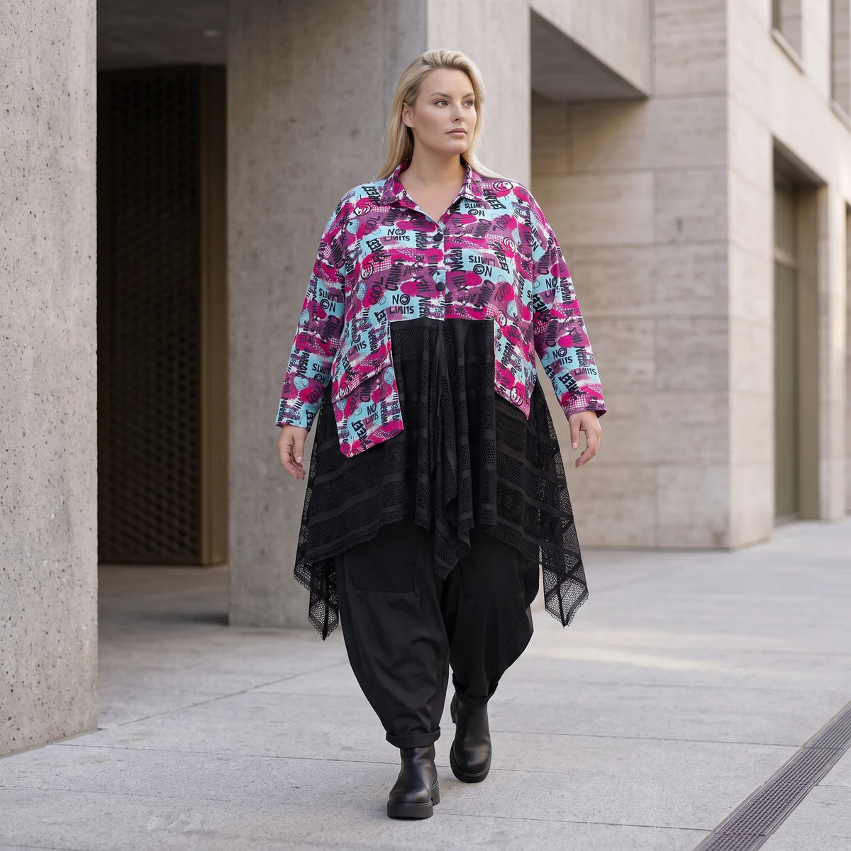 Ungefütterte Übergangsjacke in A-Linie aus Jersey mit Stretch Netzeinsätzen Zipfelsaum