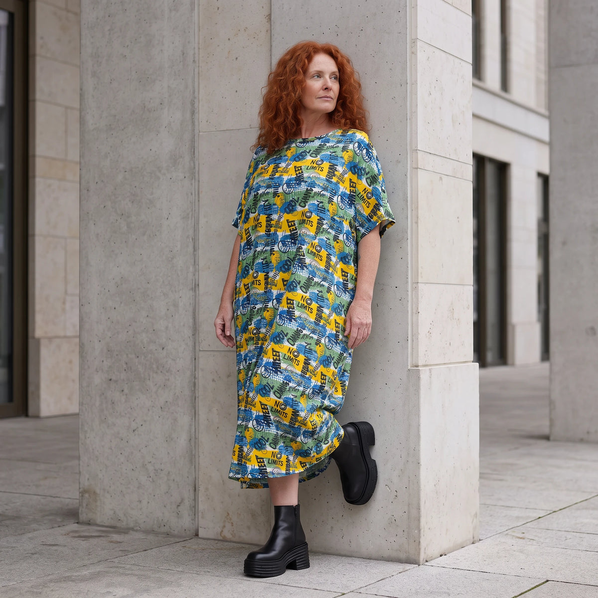 Kleid im Ballonschnitt aus Baumwolljersey mit Gelb/Multi Print und elastischem Komfort