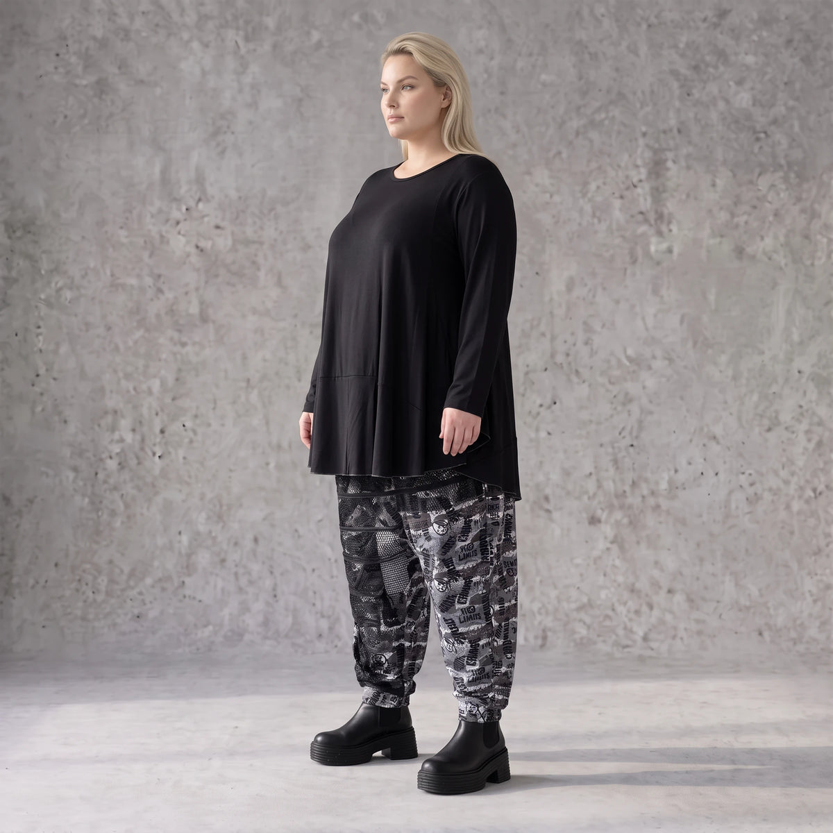Haremshose aus weichem Jersey mit Stretch Netzeinsätzen Fransen und elastischem Bund