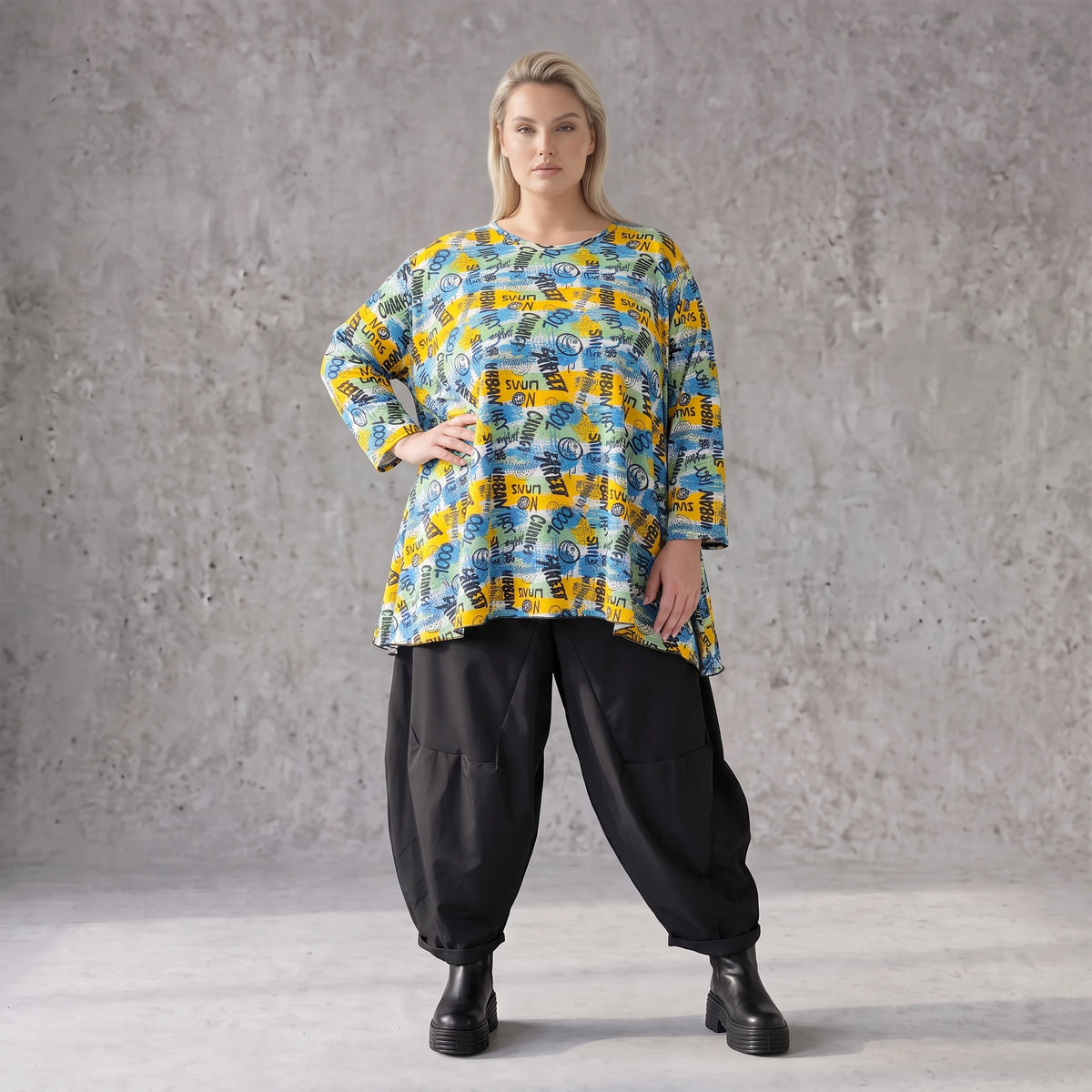 Jerseyshirt in Gelb/Multi mit Rundhalsausschnitt in A-Linie und 7/8-Arm lässig