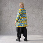 Jerseyshirt in Gelb/Multi mit Rundhalsausschnitt in A-Linie und 7/8-Arm lässig