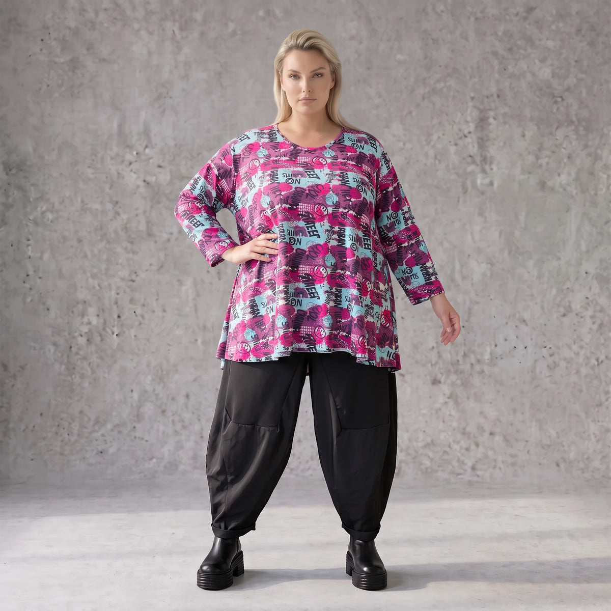 Jerseyshirt in Lila/Multi mit Rundhalsausschnitt A-Linie und 7/8-Arm in Stretchqualität