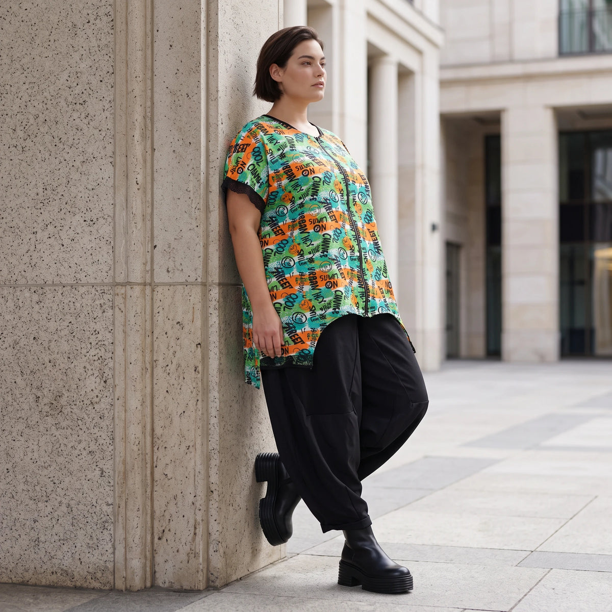 Vokuhilaweste aus softem Stretchjersey mit Netzdetail und lockerem Schnitt modern chic