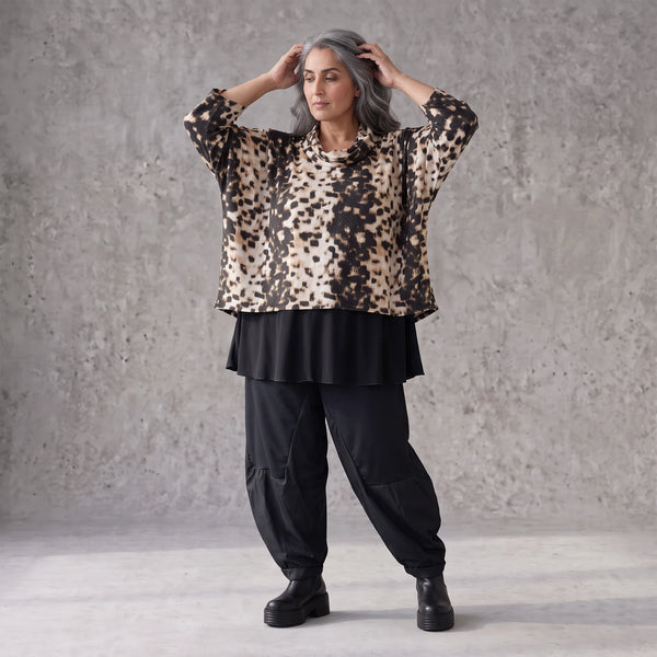 Kastiges Twillshirt mit Rollkragen und 3/4-Arm in Braun/Weiß mit softem Stretchkomfort
