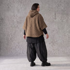 Kuschelige Teddyweste in Beige mit Tüllkombination ärmellos warm für schicke Winterlooks