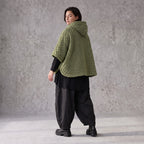 Teddyweste mit Kapuze und Tuelldetails in gerundeter Form weich warm fuer Wintertage