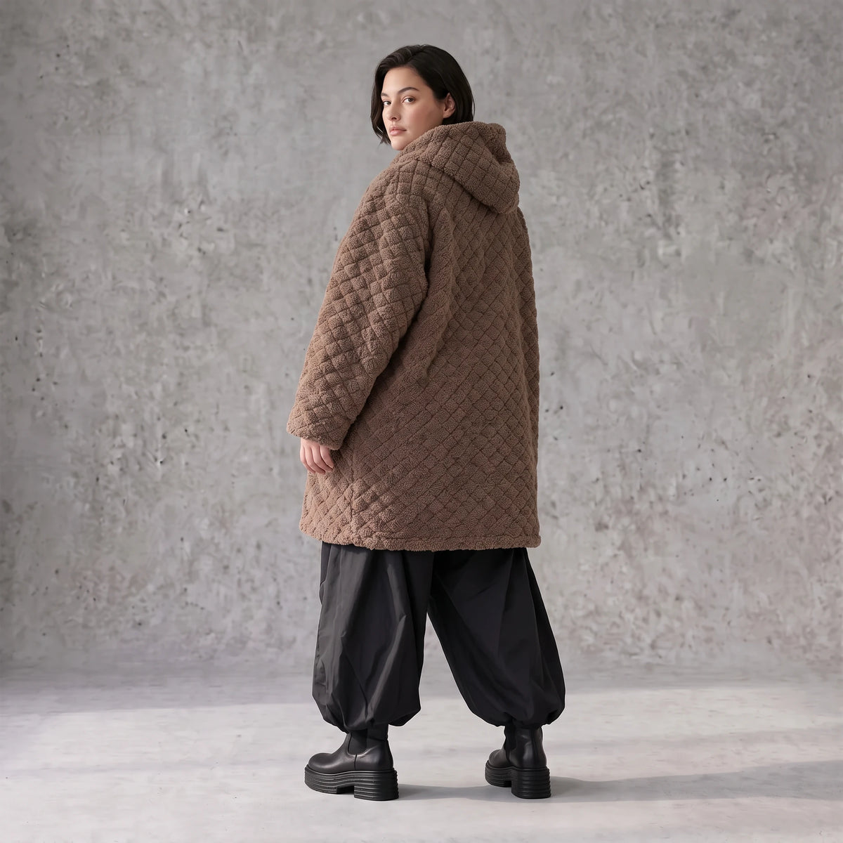 Kuschelige Teddyjacke in Ballonform mit Kapuze Taschen und Knopfverschluss warm weich