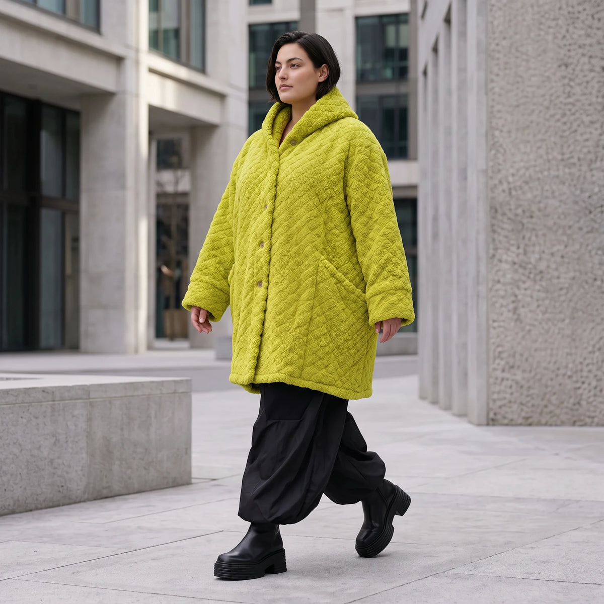 Flauschige limette Teddyjacke in Ballonform mit Kapuze und Taschen für Winterkomfort