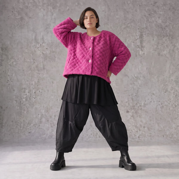 Kuschelige warme Fuchsia Teddyjacke in gerundeter Schnittform für stylische Winterlooks