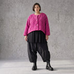 Kuschelige warme Fuchsia Teddyjacke in gerundeter Schnittform für stylische Winterlooks