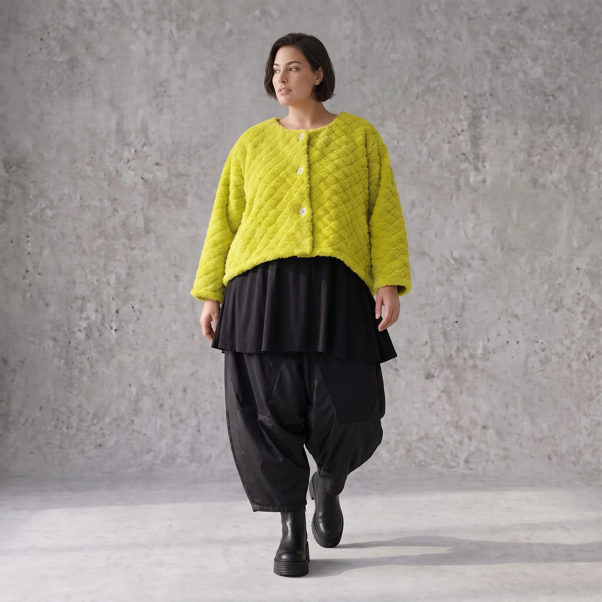 Kuschelige Teddyjacke in Limette mit gerundetem Schnitt warm mit laessig femininem Look