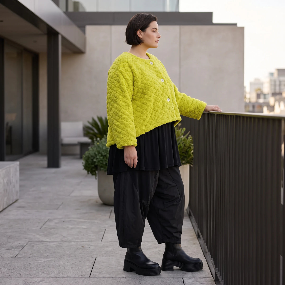 Kuschelige Teddyjacke in Limette mit gerundetem Schnitt warm mit laessig femininem Look
