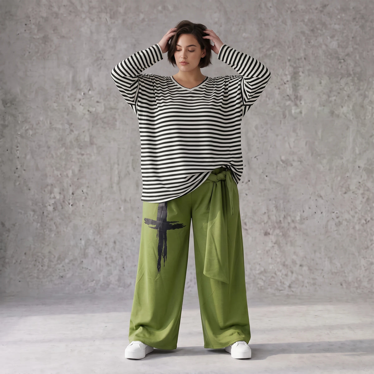 Warme Fleecemarlenehose mit Bindegürtel und Stretch in weiter Form für kalte Wintertage