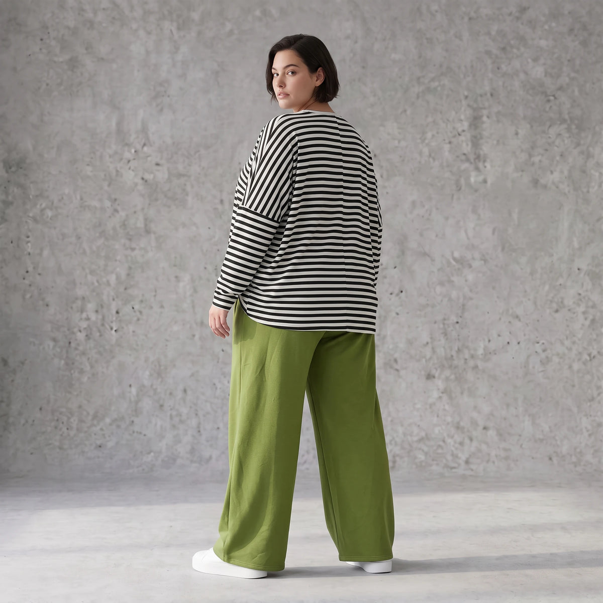 Warme Fleecemarlenehose mit Bindegürtel und Stretch in weiter Form für kalte Wintertage