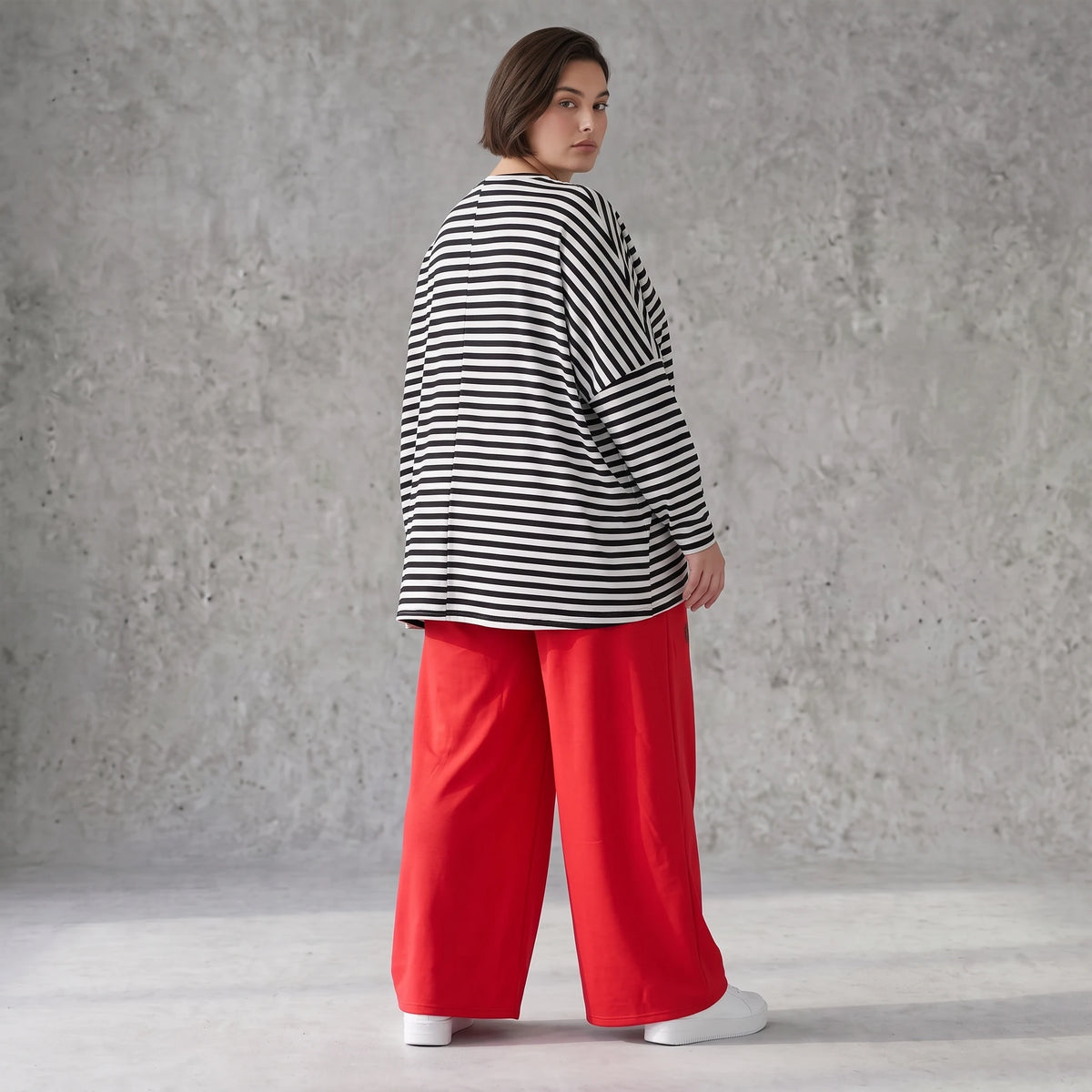 Warme Marlenehose aus Fleece mit Stretch elastischem Bund Bindegürtel und weitem Bein