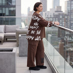 Braune Ballonhose aus weichem Fleece mit elastischem Bund und Taschen mit Klappe vorn