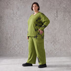 Ballonhose aus weichem Fleece in Olivgrün mit Stretch und elastischem Bund bequem lässig