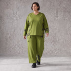 Ballonhose aus weichem Fleece in Olivgrün mit Stretch und elastischem Bund bequem lässig