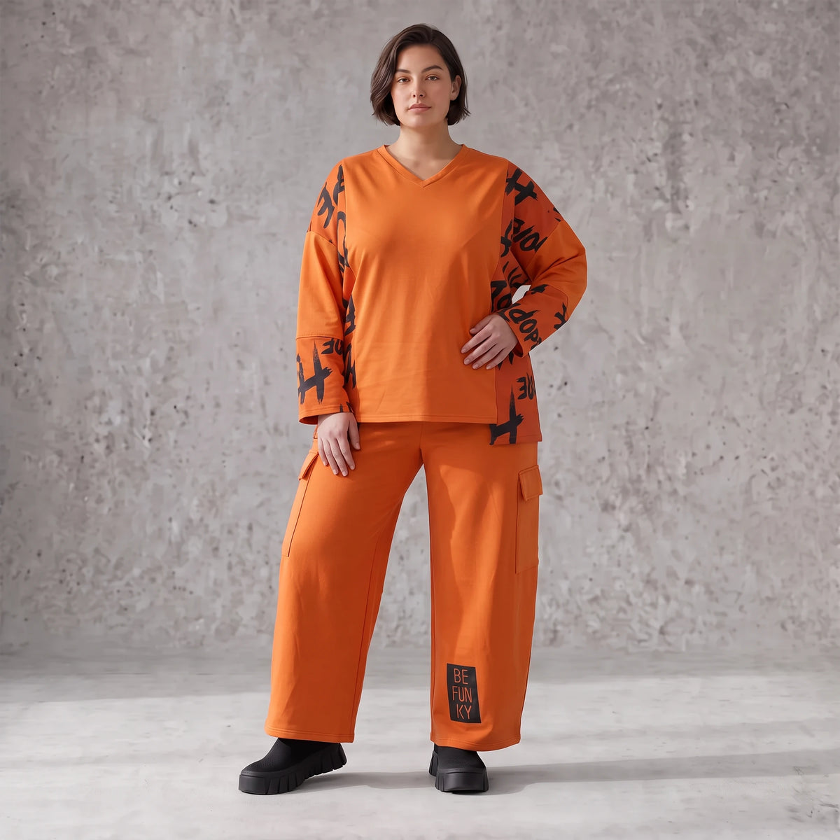 Ballonhose aus Fleece mit Stretch in legerer Form mit Taschen und Klappenverschluss