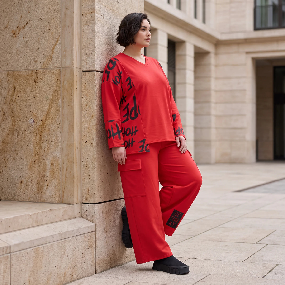 Ballonhose aus weichem Fleece mit elastischem Bund Stretch und Taschenklappen im Winter