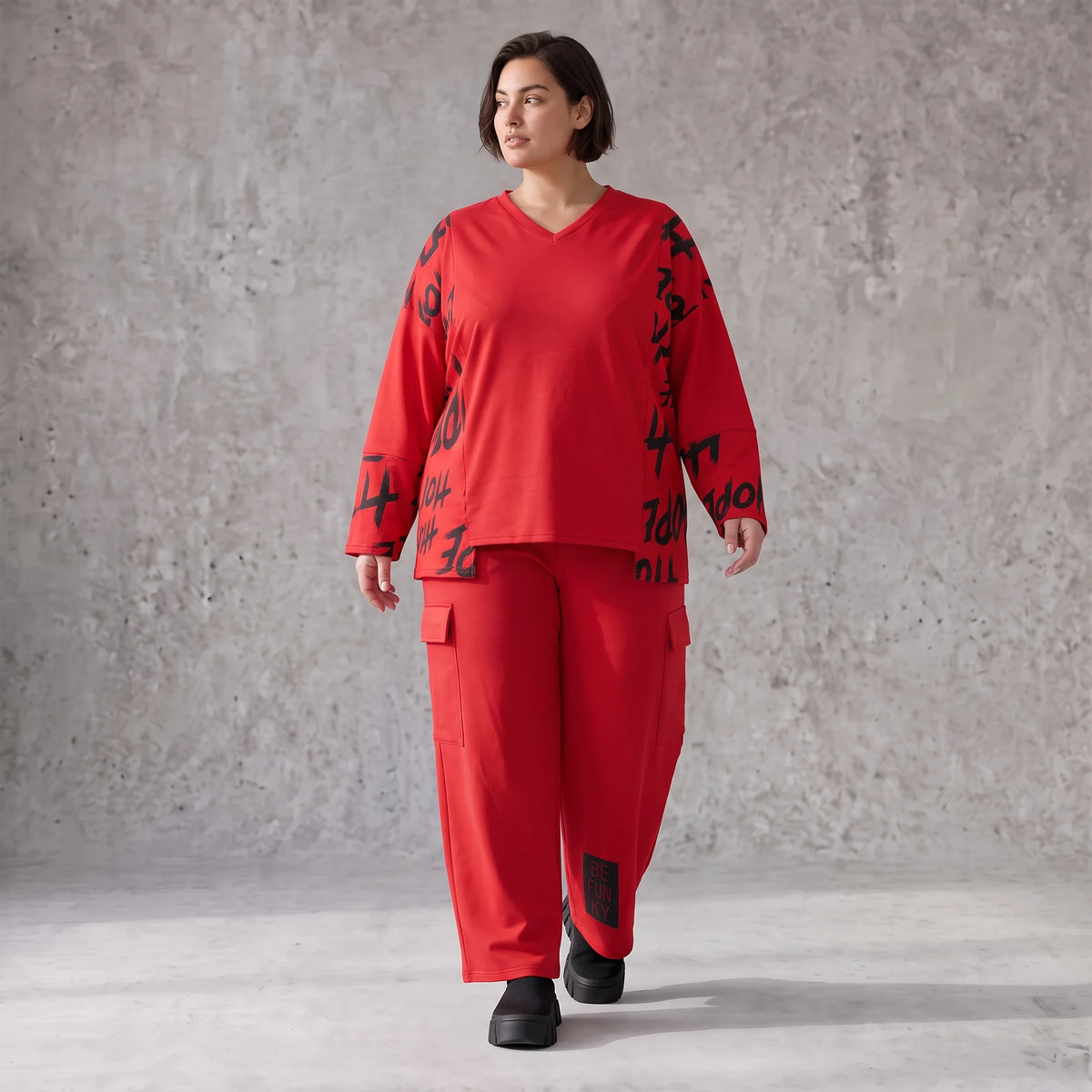 Ballonhose aus weichem Fleece mit elastischem Bund Stretch und Taschenklappen im Winter