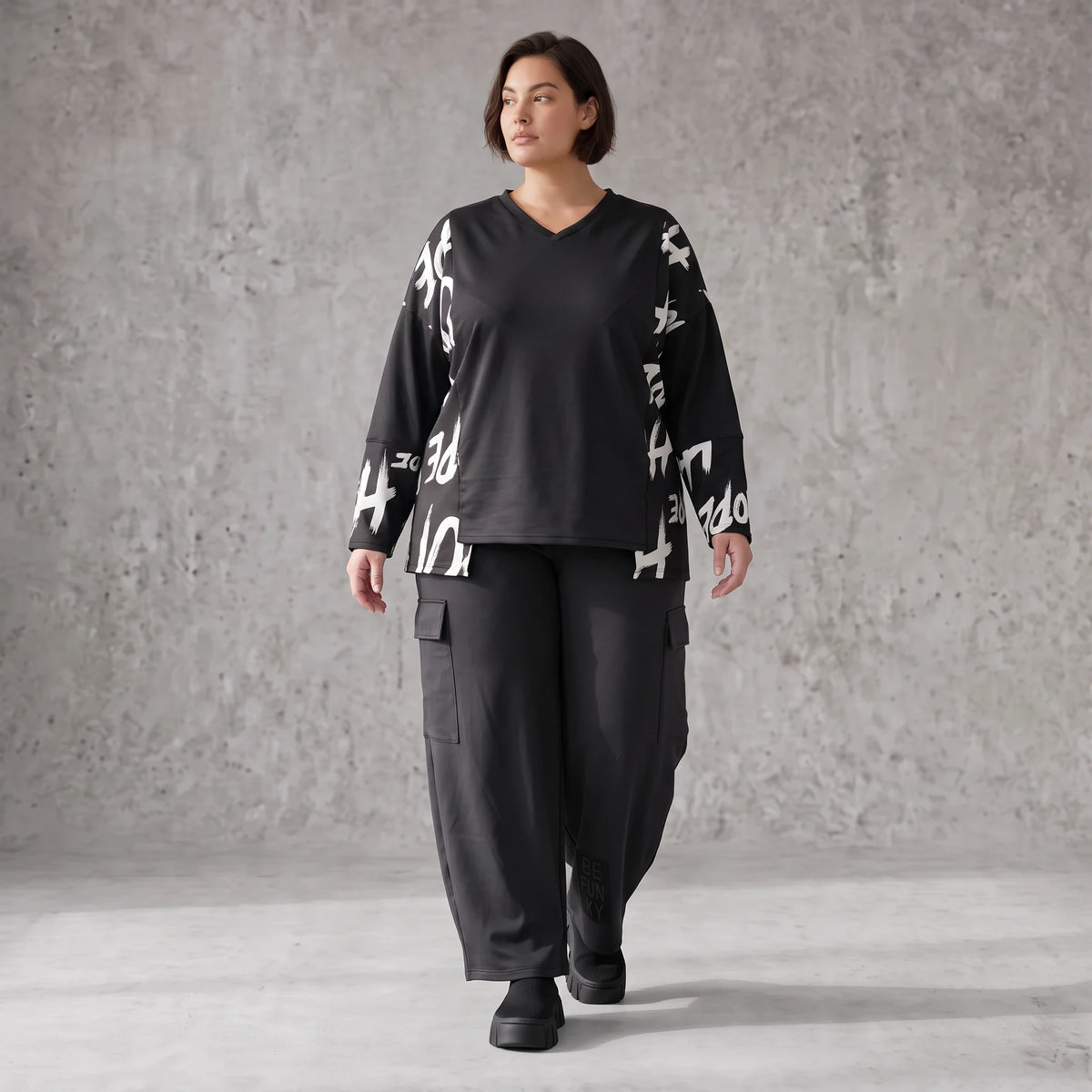 Weiche warme Fleece Ballonhose mit elastischem Bund und aufgesetzten Taschen mit Klappe
