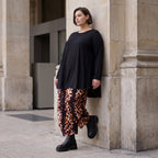 Ballonhose aus Stretch Twill in Rost/Weiß mit weitem Bein und elastischem Bund mit Taschen