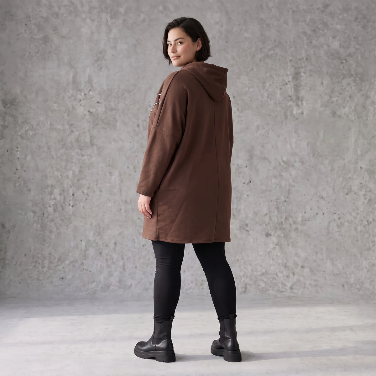 Kuscheliger Fleecehoodie mit Kapuze Tunnelzug Seitentaschen und Stretch in Geradschnitt