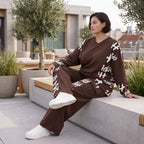 Braune Fleece Ballonhose mit Stretch Schnürbund und Taschen für winterlichen Komfort