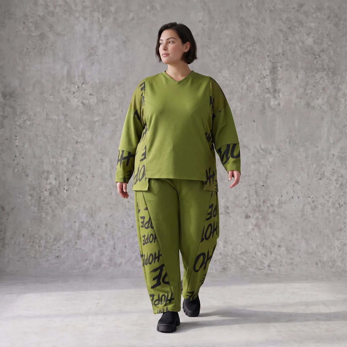 Olivgrüne Ballonhose aus Fleece mit Stretch und Schnürbund für modische Winterlooks