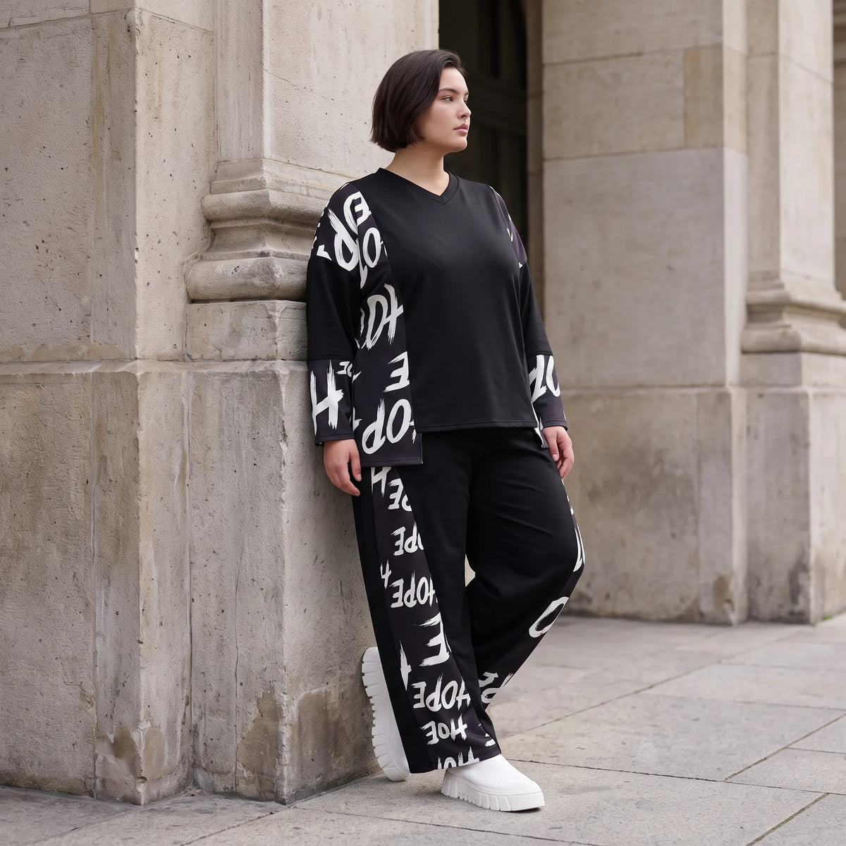 Ballonhose aus weichem Fleece mit Schnürbund und schmal zulaufendem Bein für den Winter