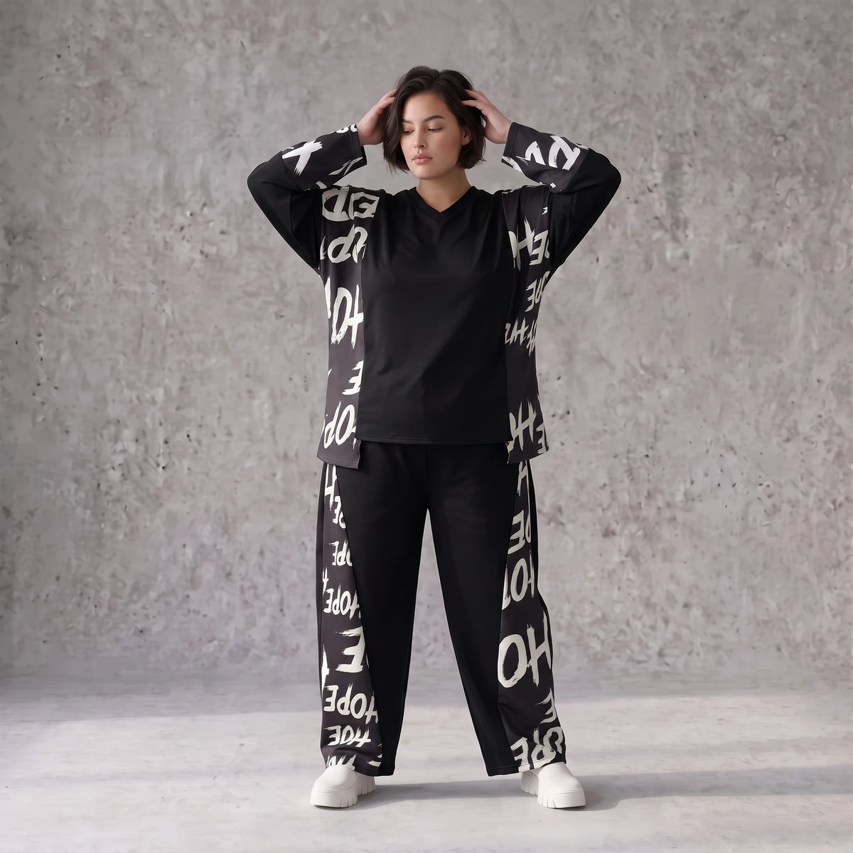 Ballonhose aus weichem Fleece mit Schnürbund und schmal zulaufendem Bein für den Winter