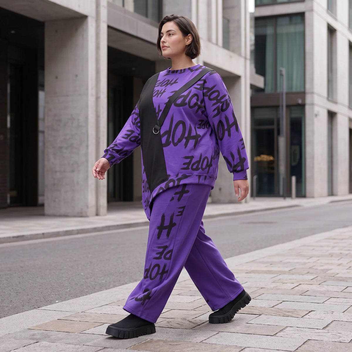 Lila Fleecelangarmshirt mit asymmetrischem Schnitt und Zipfelsaum samt Stretchkomfort