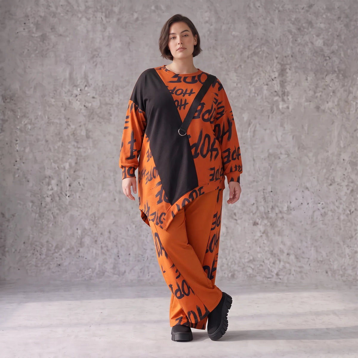 Fleeceshirt in Rost mit asymmetrischem Schnitt Zipfelsaum Stretch warm weich kuschelig