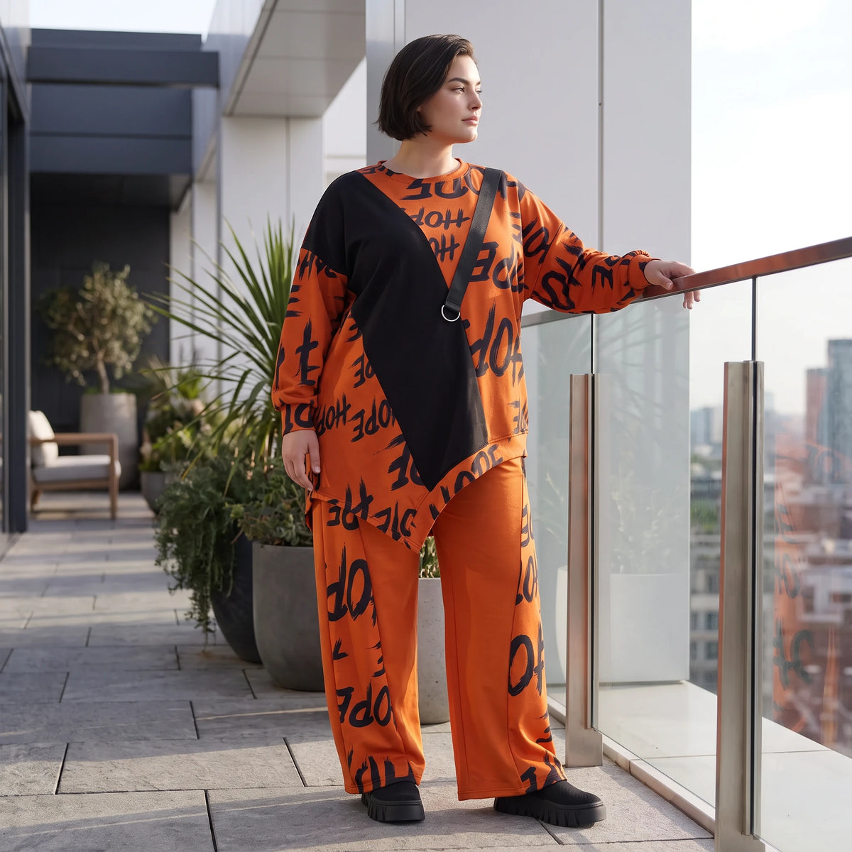 Fleeceshirt in Rost mit asymmetrischem Schnitt Zipfelsaum Stretch warm weich kuschelig