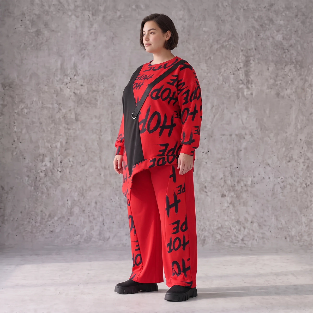 Asymmetrisches Langarmshirt aus weichem Fleece mit Stretch und auffälligem Zipfelsaum