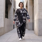 Kuscheliges Fleeceshirt mit asymmetrischem Schnitt und Zipfelsaum aus dehnbarem Stoff