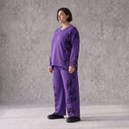 Lila Fleeceshirt mit V-Ausschnitt und Langarm weich warm im geraden Schnitt Stretchfit