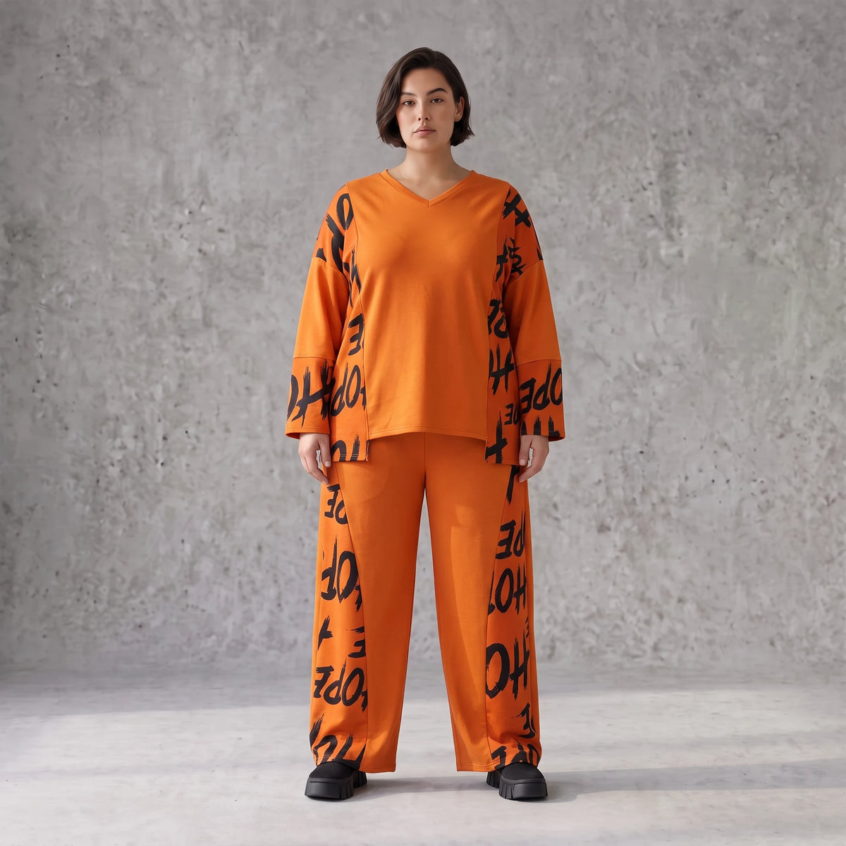 Fleeceshirt in Rost mit V-Ausschnitt geradem Schnitt und Stretch weich und winterwarm