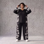 Fleeceshirt mit V-Ausschnitt in einfarbigem Look aus warmem Stretch mit geradem Schnitt